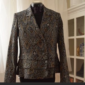 Beautiful Rich Tiered Damask Blazer